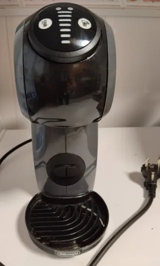Cafetera Dolce Gusto Negra