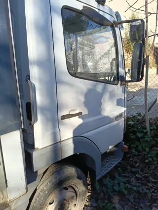 Camión Mercedes Atego 9/18.