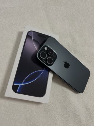iPhone 16 Pro Negro
