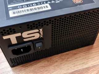 Fuente Alimentación XFX TS 550W 80+ Bronze