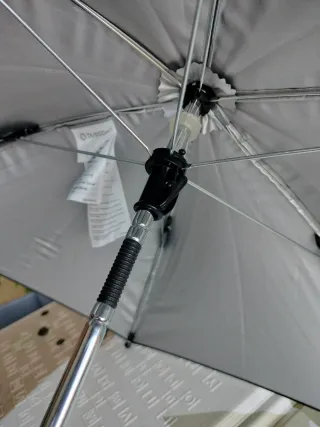 Sombrilla Bugaboo Negra