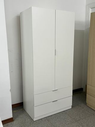 Armario blanco con 2 puertas y 2 cajones NUEVO!
