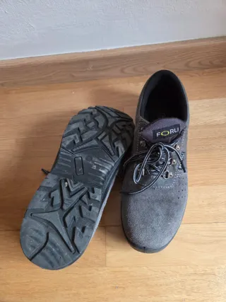 Botas de seguridad grises