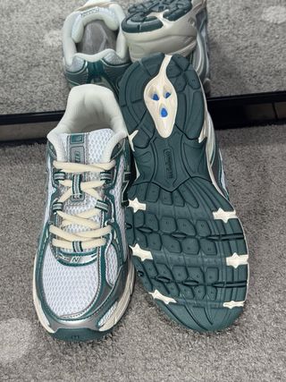 New Balance 740, talla 38