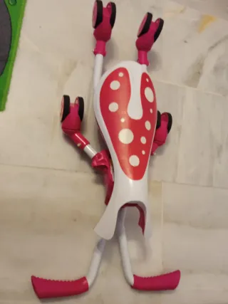 Correpasillos Scramblebug Rojo y Blanco