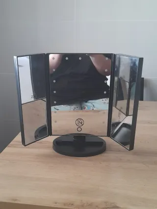 Espejo Maquillaje LED Plegable Negro/Plata.