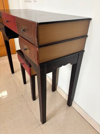 Escritorio decorativo