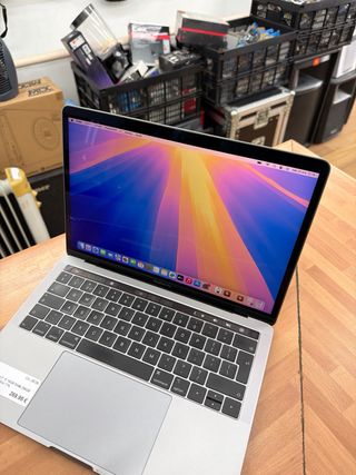 MacBook Pro 2018 13” i5 16GB RAM 256GB SSD
