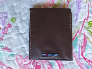 Cartera Tommy Hilfiger RFID Cuero Marrón nueva