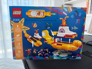 LEGO Ideas The Beatles Yellow Submarine 21306.