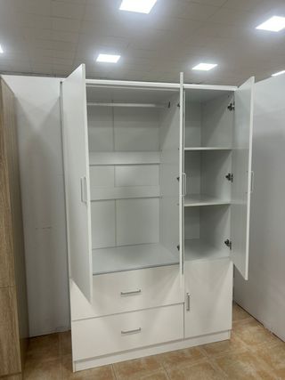 Armario Moderno Blanco 3 Puertas – Nuevo