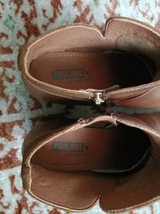 Botines de cuero marrones