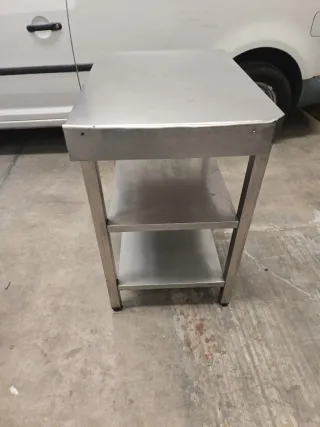 Banco de trabajo inox 2 bandejas