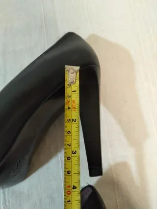 Zapatos 39 de tacón negros y morados