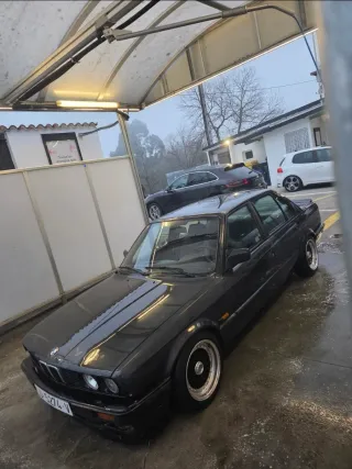 BMW e30 324td