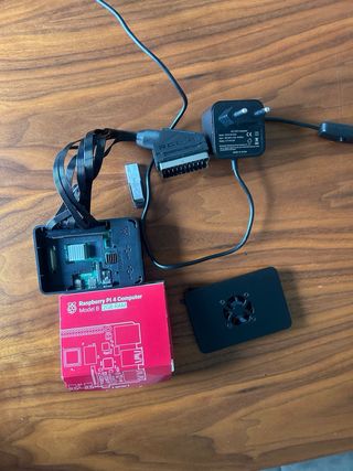 Adaptador RGBPI y  Raspberry Pi 4 com microsd