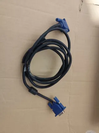 Monitor Acer + Teclado PS/2 Plata