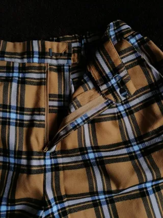 Pantalón cuadros amarillo talla M