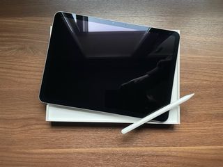 iPad Air 11 + Apple Pencil