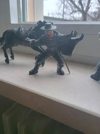 Zorro Tornado e Sergente Garcia