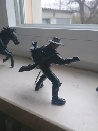 Zorro Tornado e Sergente Garcia