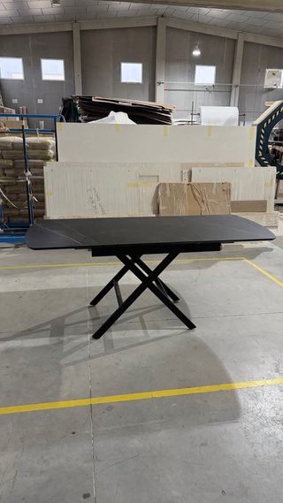 Mesa elevable con motor-modelo estandar