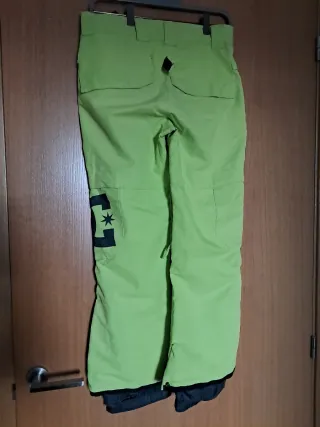 Pantalones de Nieve Verdes y Grises