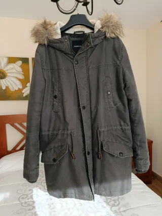 Chaqueta 3/4 verde militar con capucha