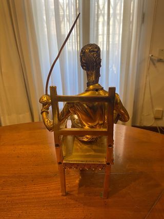 Escultura Cervantes Metal Dorada