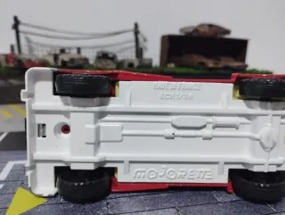 Camión Seguridad Majorette Bank Hucha