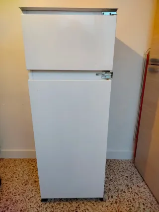 Frigorífico 2 puertas con congelador