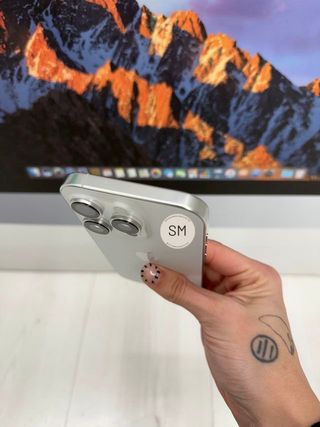 iPhone 16 Pro 128gb EN SU CAJA