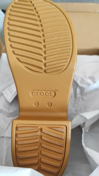 Sandalias Crocs Brooklyn Negras Talla 40 Nuevas