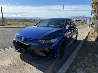 Volkswagen Golf 2025