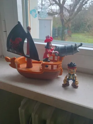 Nave Pirata Capitan Uncino e Jake