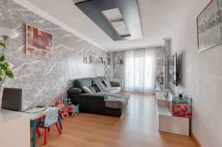 Piso en venta en Villamayor