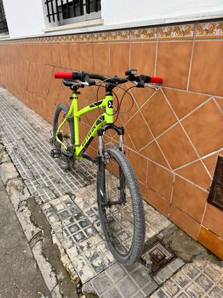 Bicicleta de Montaña B'Twin