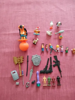 Figuras variadas para coleccionismo