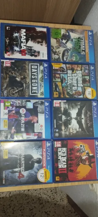 Consola PlayStation 4 Slim,+2 mandos y +10 juegos.