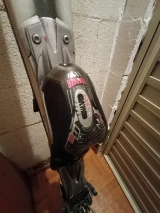 Esquís Nórdica con fijaciones marker