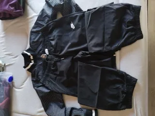 Conjunto Deportivo Nike Mujer Talla L