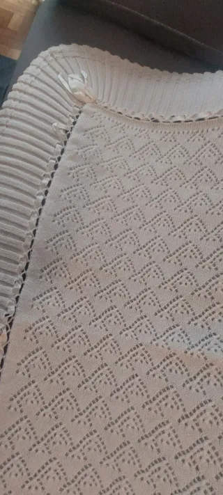 Toquilla bebé tejido rombos