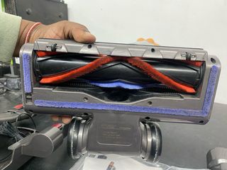 Aspirador escoba morado