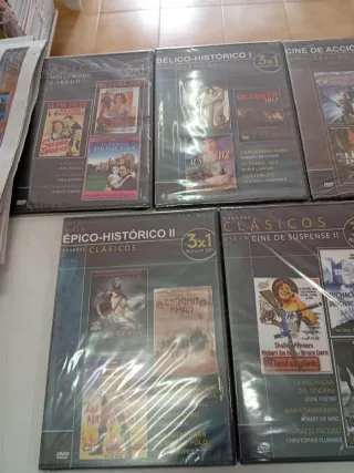 5 DVDs de Películas Clásicas y Bélicas