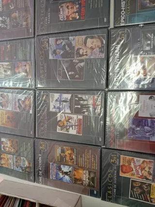 5 DVDs de Películas Clásicas y Bélicas