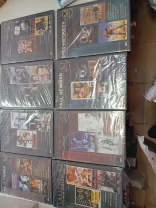 5 DVDs de Películas Clásicas y Bélicas