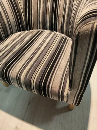 Butaca de tela con rayas