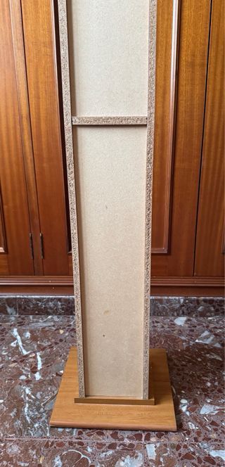 Mueble para CDs de madera