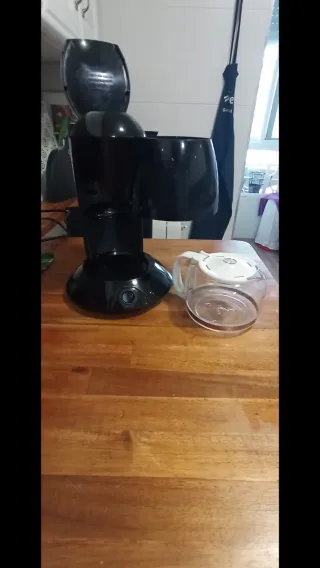 Cafetera Rowenta Café Forma Negra