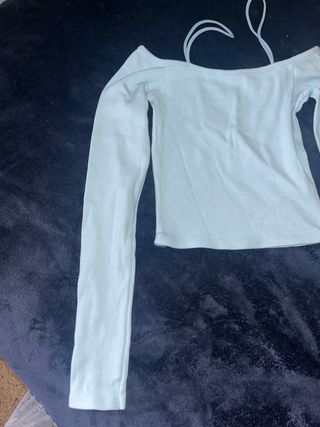 Camiseta azul de manga larga